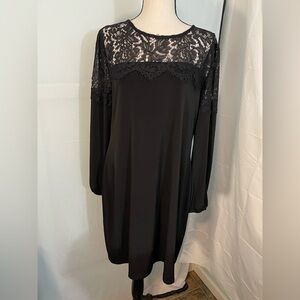 ❤️Lace‎ Yoke scoop Neck Dress Size large - Black❤️